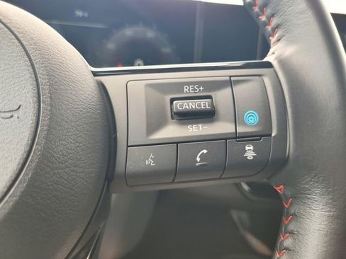 Certified 2025 Nissan Kicks SR AWD/4WD image 27