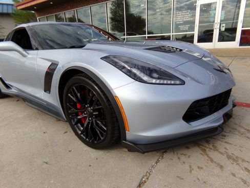 Used 2017 Chevrolet Corvette Z06 image 3
