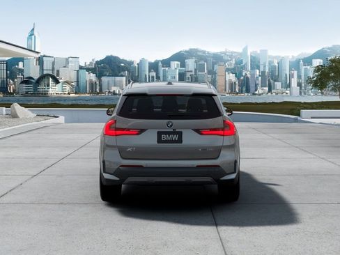 New 2026 BMW X1 xDrive28i AWD/4WD image 5