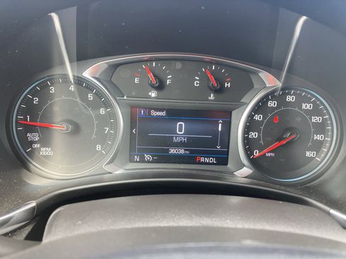 Used 2024 Chevrolet Equinox LT image 10