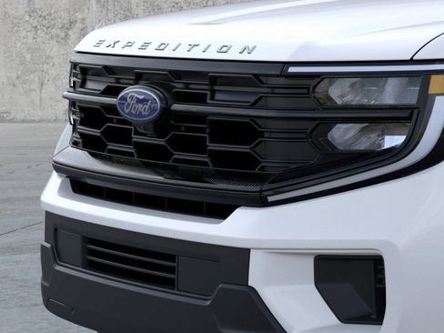 New 2025 Ford Expedition Active AWD/4WD image 21