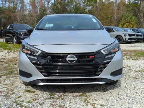 New 2025 Nissan Versa SR w/ Trunk Package FWD image 3