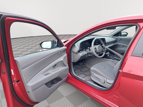 New 2025 Hyundai Elantra Sport image 11