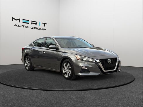 Used 2020 Nissan Altima 2.5 S image 1