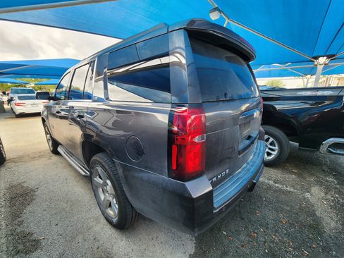 Used 2017 Chevrolet Tahoe LT image 3