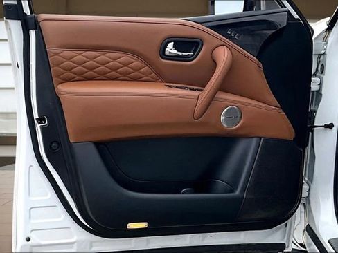 Used 2023 INFINITI QX80 Sensory w/ Cargo Package image 23