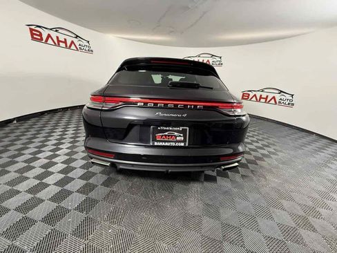 Used 2022 Porsche Panamera 4 w/ Premium Package AWD/4WD image 11
