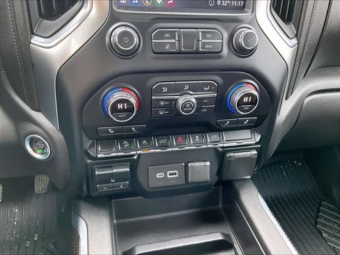 Used 2020 Chevrolet Silverado 1500 RST w/ All-Star Edition image 27