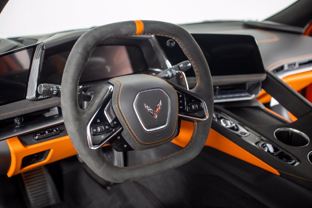 Used 2026 Chevrolet Corvette Stingray Premium Conv w/ Z51 Performance Package RWD image 35