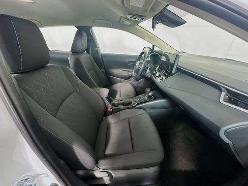 Used 2024 Toyota Corolla LE image 30