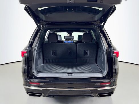 Certified 2025 Buick Enclave Avenir w/ Super Cruise Package AWD/4WD image 26
