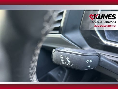 Used 2020 Volkswagen Jetta R-Line w/ R-Line Cold Weather Package image 23