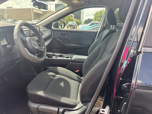 Used 2023 Nissan Rogue S AWD/4WD image 8
