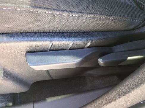 Certified 2025 Chevrolet Equinox LT image 21