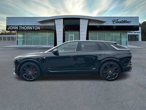 New 2026 Cadillac Lyriq V w/ LPO, Floor Liner Package AWD/4WD image 8