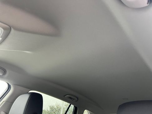 Used 2019 Buick Envision Essence image 21