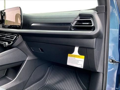 New 2026 Chevrolet Traverse LT image 28