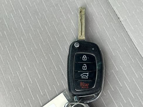 Used 2020 Hyundai Tucson SE image 27