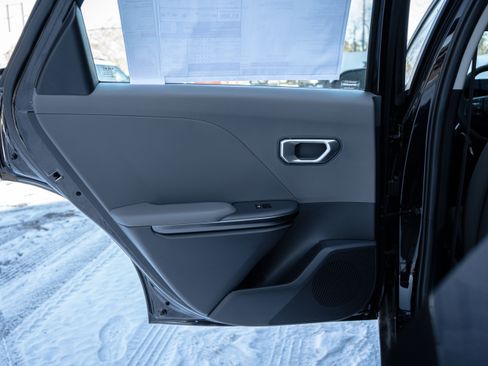 New 2025 Kia K4 LXS image 22