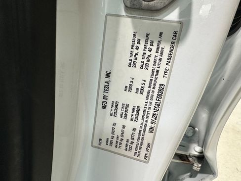 Used 2020 Tesla Model 3 Performance image 23