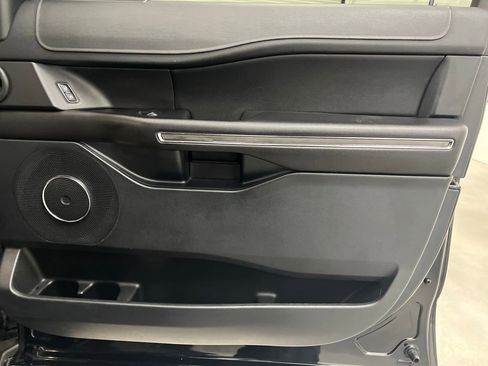 Used 2018 Ford Expedition XLT w/ Equipment Group 201A image 27
