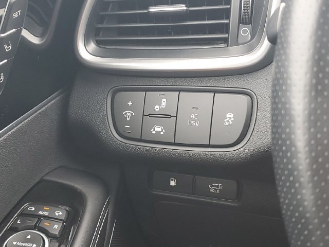 Used 2019 Kia Sorento AWD image 19
