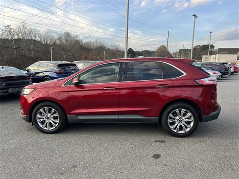 Used 2019 Ford Edge Titanium image 4