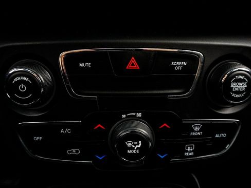 Used 2017 Jeep Compass Limited w/ Navigation Group image 25