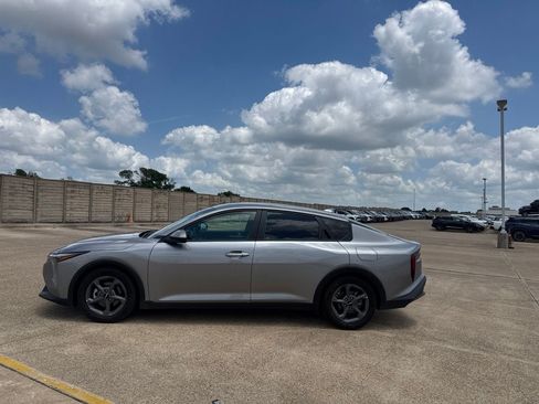 Used 2025 Kia K4 FWD image 12
