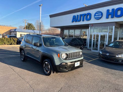 Used 2018 Jeep Renegade Sport w/ Power & Air Group AWD/4WD image 3