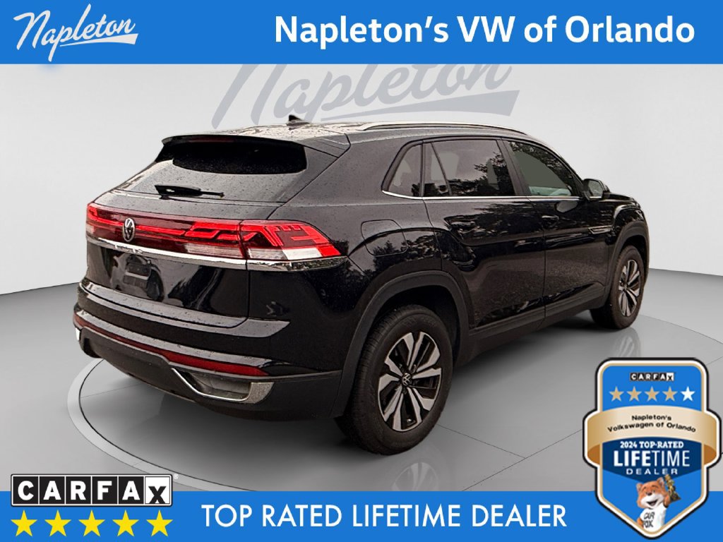 Used 2024 Volkswagen Atlas Cross Sport SE FWD image 6