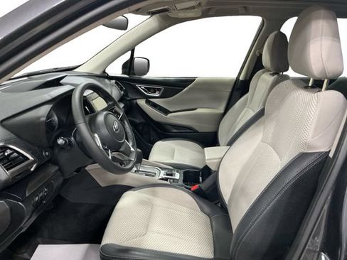 Used 2023 Subaru Forester Premium AWD/4WD image 10