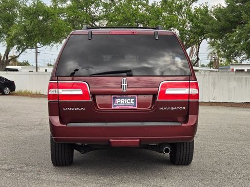 Used 2012 Lincoln Navigator 2WD image 7