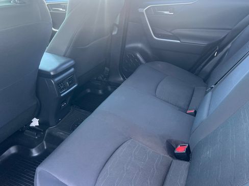 Used 2024 Toyota RAV4 SE w/ Weather & Moonroof Package AWD/4WD image 9