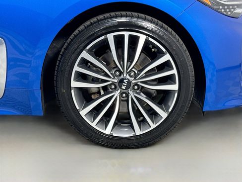 Used 2019 Kia Stinger w/ Sun & Sound Package image 32