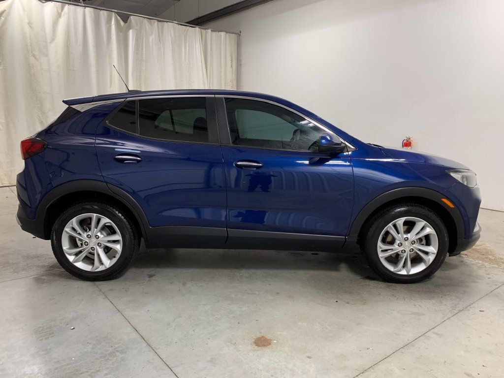 Used 2022 Buick Encore GX Preferred w/ Cold Weather Comfort Package FWD image 12