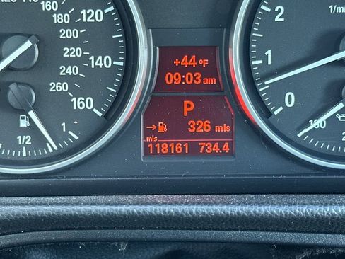 Used 2011 BMW 328i Coupe image 27