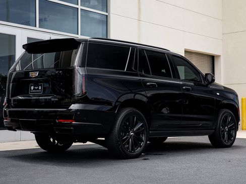 Used 2026 Cadillac Escalade Sport AWD/4WD image 38