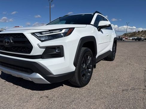 Used 2023 Toyota RAV4 Adventure image 8