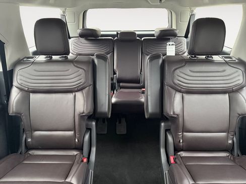 New 2025 Ford Expedition Max Platinum w/ Platinum Ultimate Package image 13