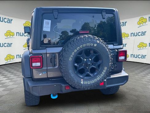 Used 2023 Jeep Wrangler Unlimited w/ 8.4" Radio Group AWD/4WD image 3