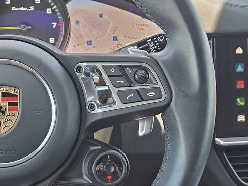 Certified 2023 Porsche Cayenne Turbo S AWD/4WD image 27