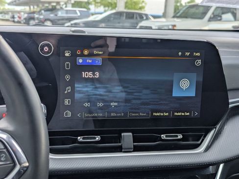 Certified 2025 Chevrolet Equinox LT w/ Convenience Package II FWD image 6