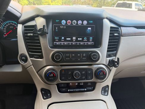 Used 2018 GMC Yukon XL Denali w/ Denali Ultimate Package AWD/4WD image 24