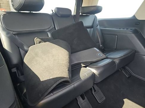 Used 2025 Ford Expedition Platinum AWD/4WD image 13