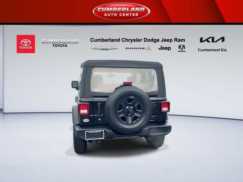 Used 2020 Jeep Wrangler Sport image 7