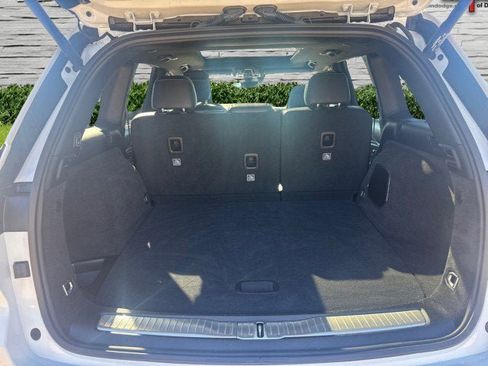 Used 2023 Jeep Grand Cherokee Overland w/ Luxury Tech Group IV image 26