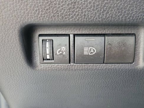 Used 2024 Toyota RAV4 LE AWD/4WD image 30