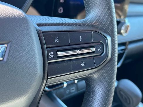 Certified 2026 Chevrolet Colorado W/T image 17