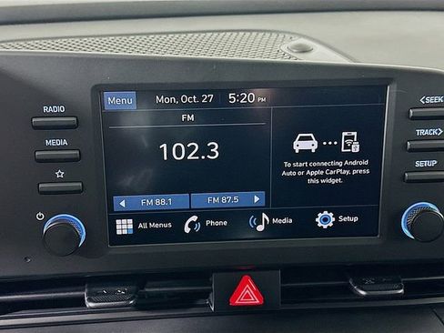 Certified 2025 Hyundai Elantra Sport FWD image 11
